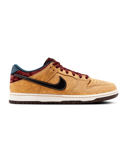 Nike SB Dunk Low Pro Cinema - Celestial Gold / Black - Dark Team Red Voir les baskets