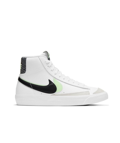 Nike Blazer Mid '77 SE store