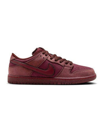 Nike SB Dunk Low Pro Prm City Of Love - Burgundy Crush / Dark Team Red-Earth d'Europe débarque