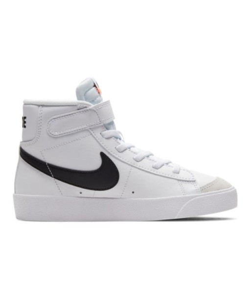 Nike Blazer Mid '77 est présent 