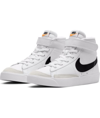 Nike Blazer Mid '77 est présent 